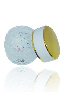 Krém na očné viečka proti vráskam